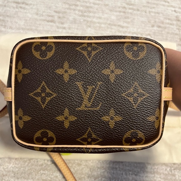 Authentic Louis Vuitton nano noe monogram crossbody bag - Picture 8 of 8
